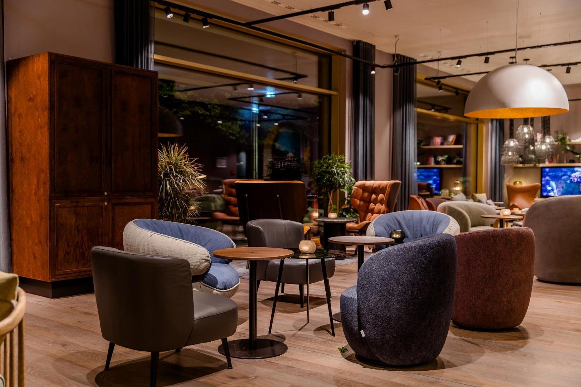 Motel One Wuerzburg Екстериор снимка