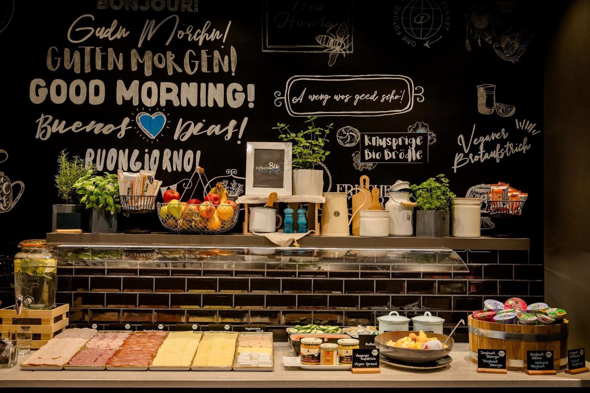 Motel One Wuerzburg Екстериор снимка