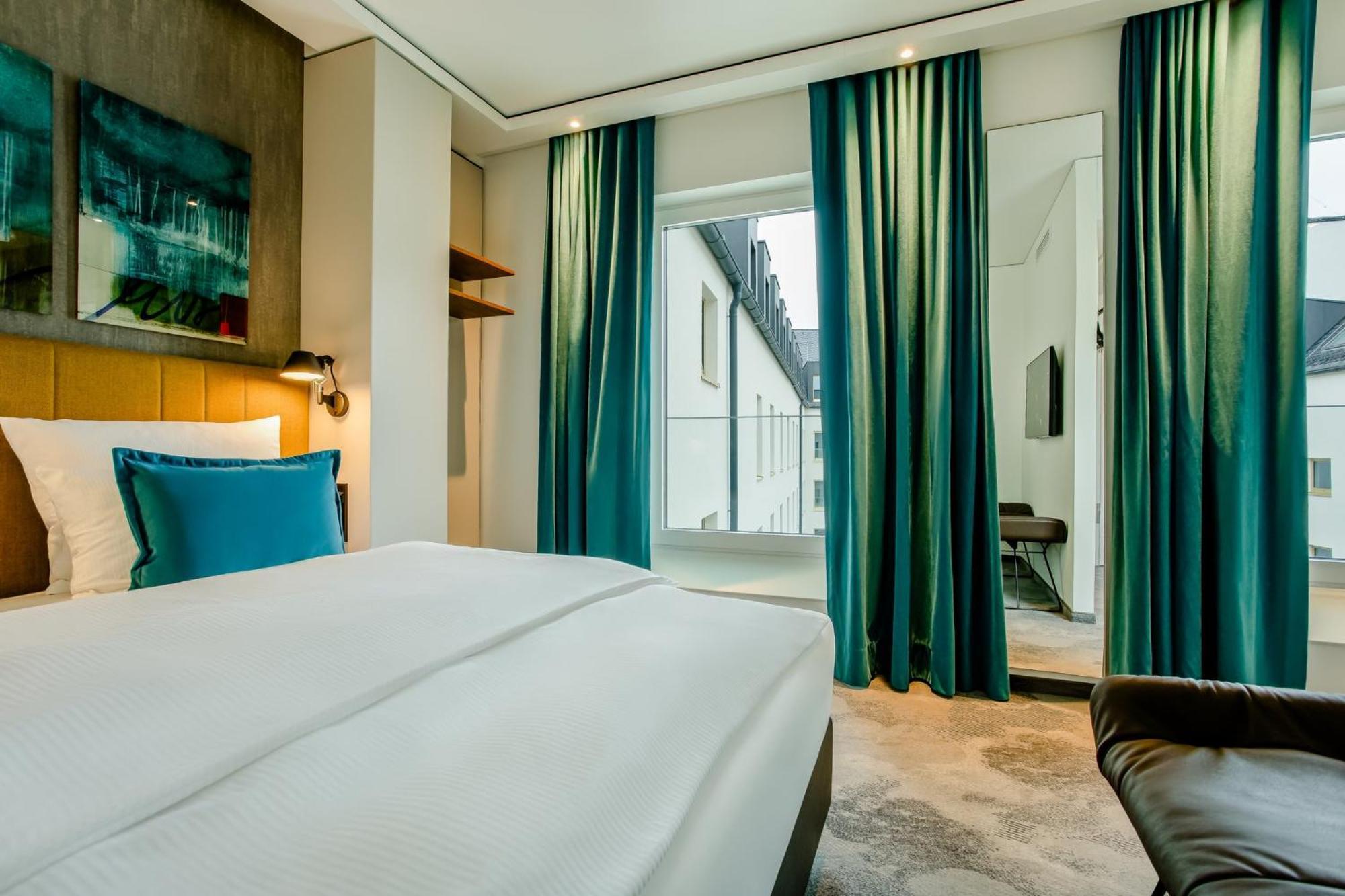 Motel One Wuerzburg Екстериор снимка