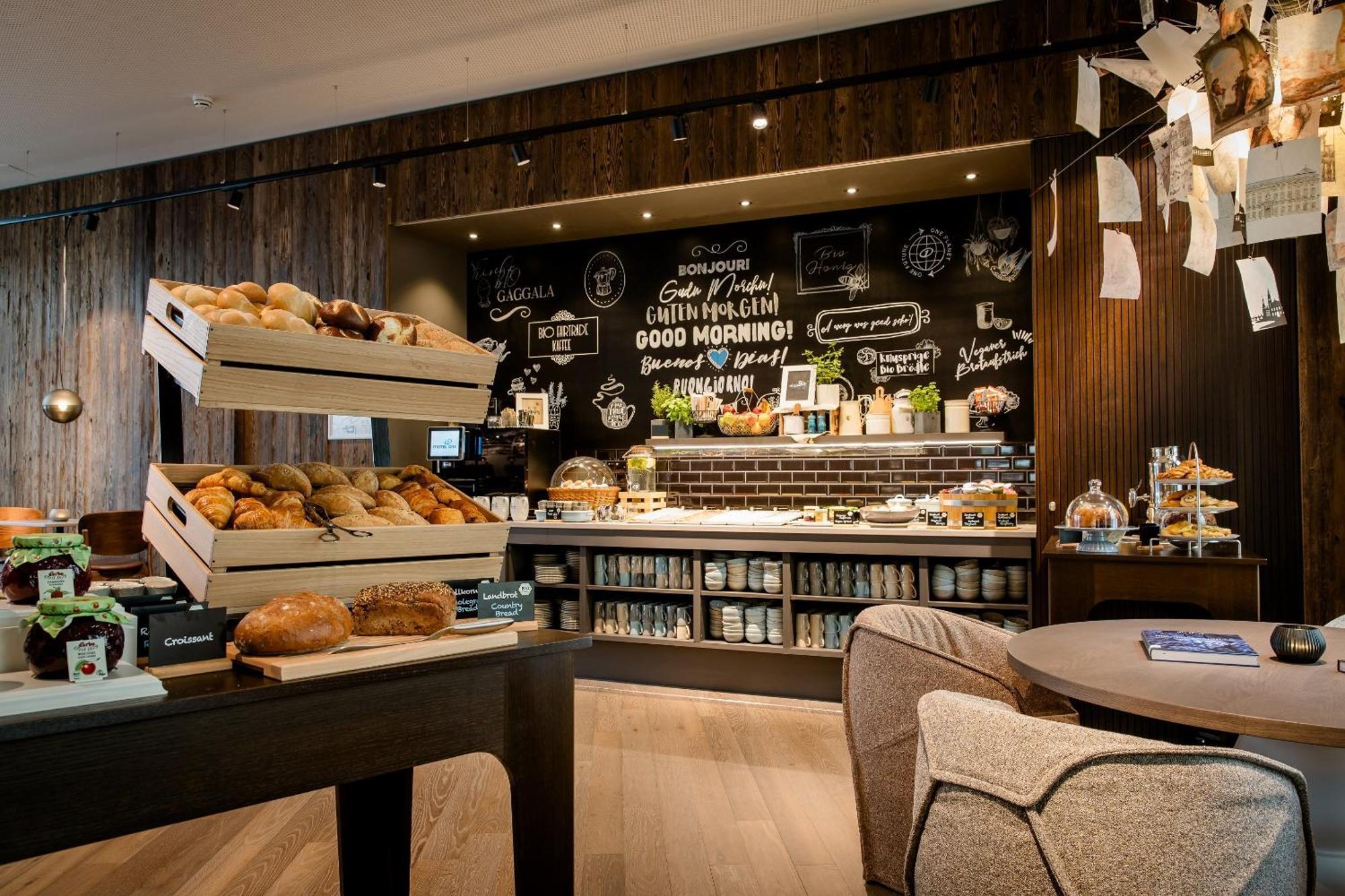 Motel One Wuerzburg Екстериор снимка