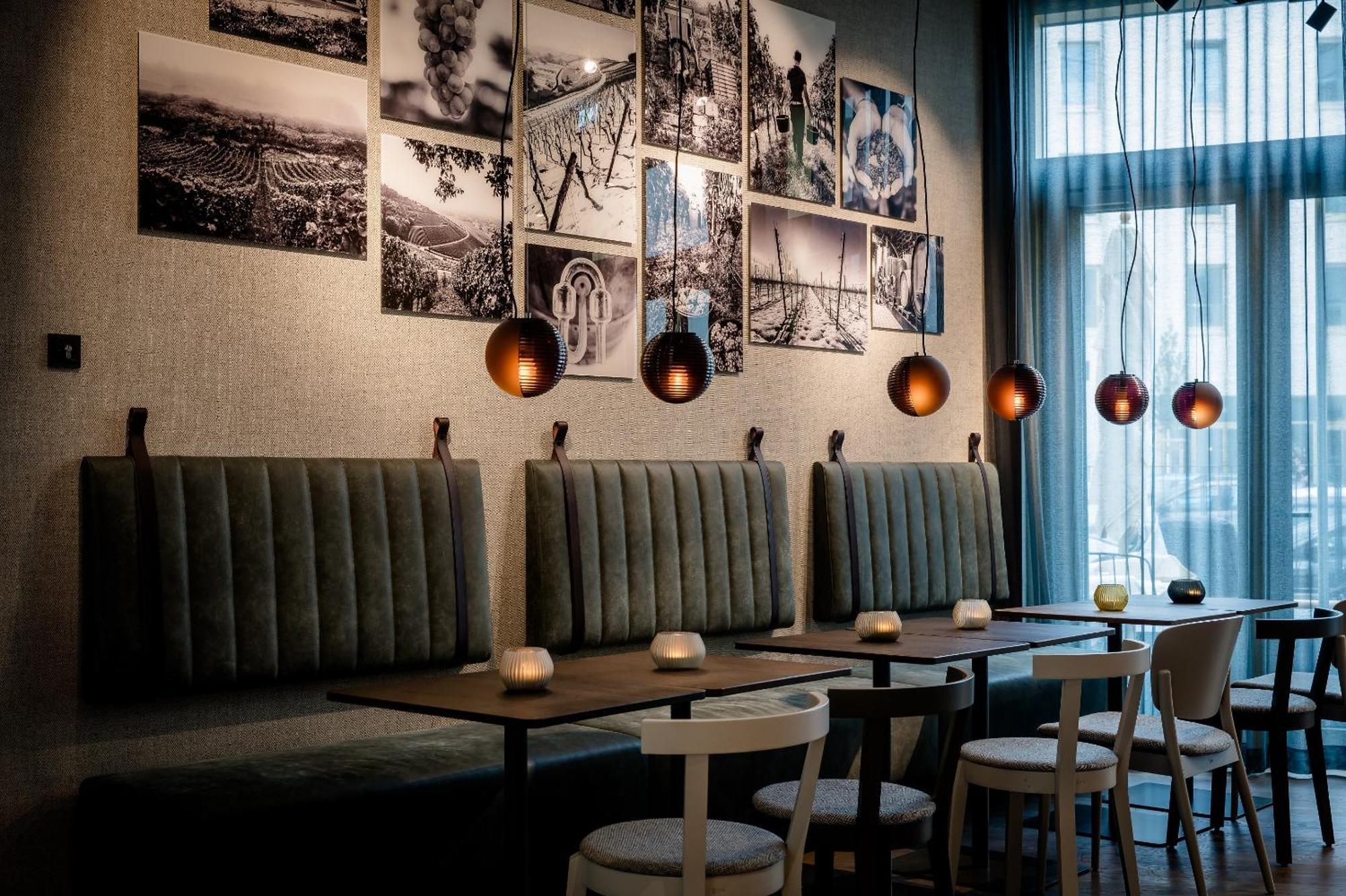 Motel One Wuerzburg Екстериор снимка