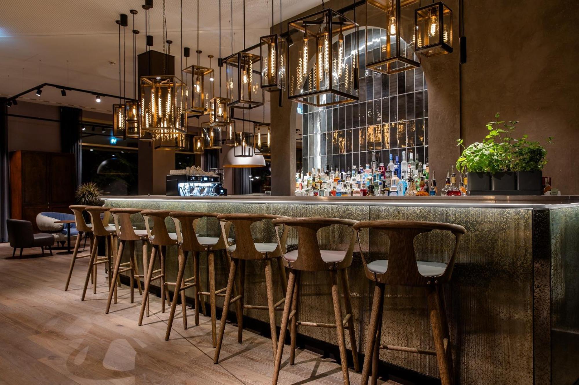 Motel One Wuerzburg Екстериор снимка